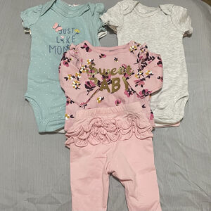 Girls 0-3 Months Bodysuits And Pants!